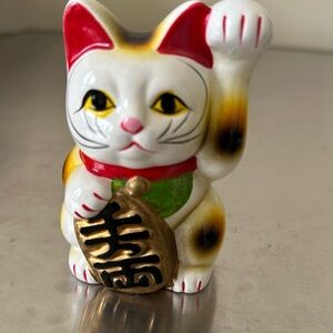 Beckoning Lucky Cat 4” Ceramic Coin Bank